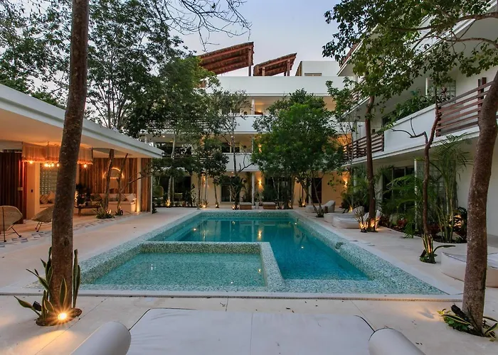 Charming Nature-inspired With Sultry Surroundings By Stella Apartment *